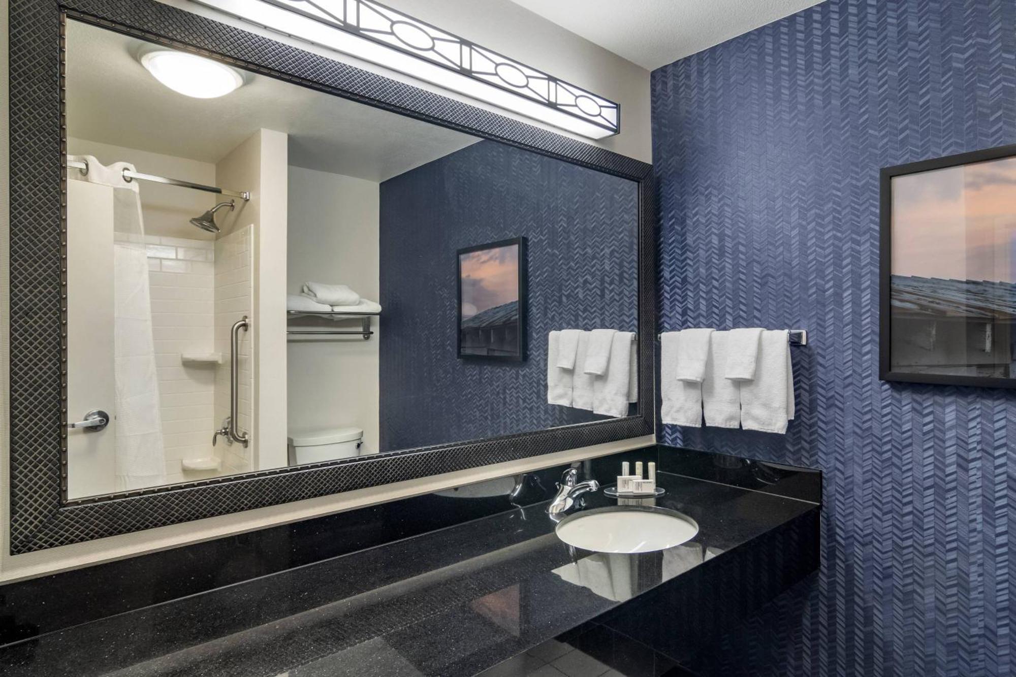 Fairfield Inn & Suites By Marriott Commerce Zewnętrze zdjęcie