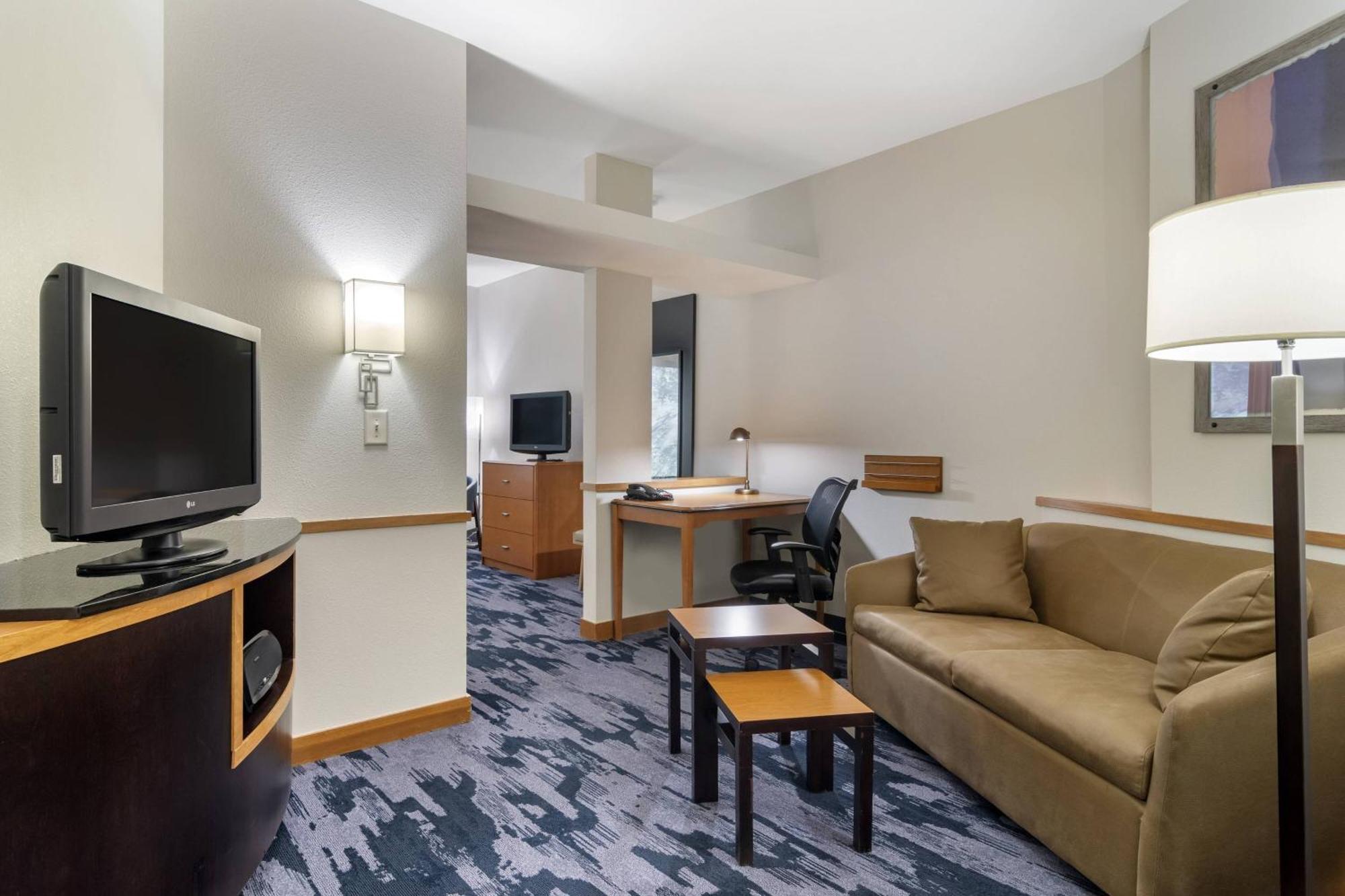 Fairfield Inn & Suites By Marriott Commerce Zewnętrze zdjęcie