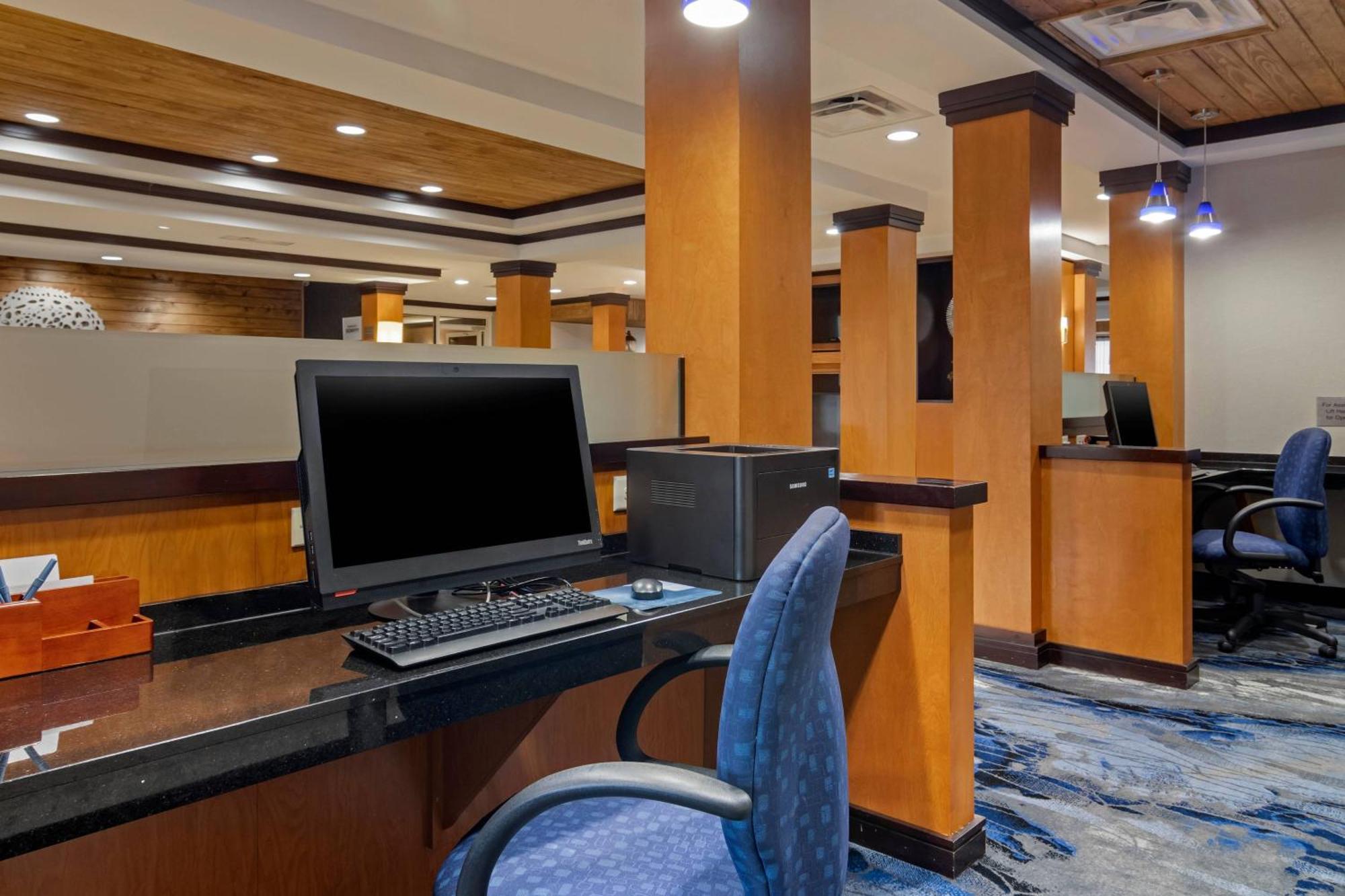 Fairfield Inn & Suites By Marriott Commerce Zewnętrze zdjęcie
