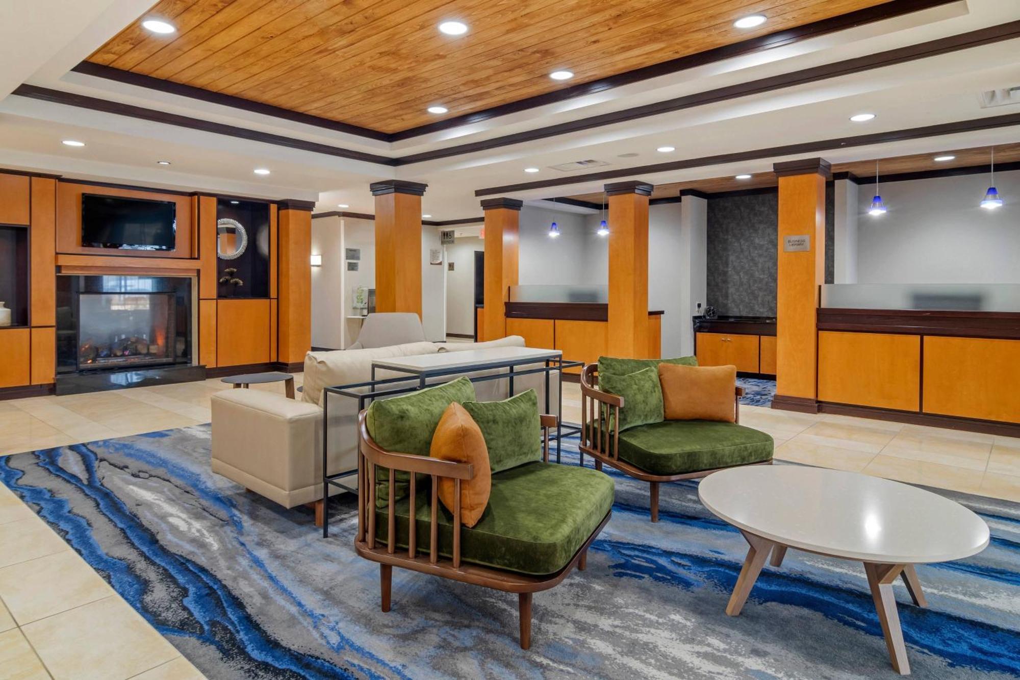 Fairfield Inn & Suites By Marriott Commerce Zewnętrze zdjęcie